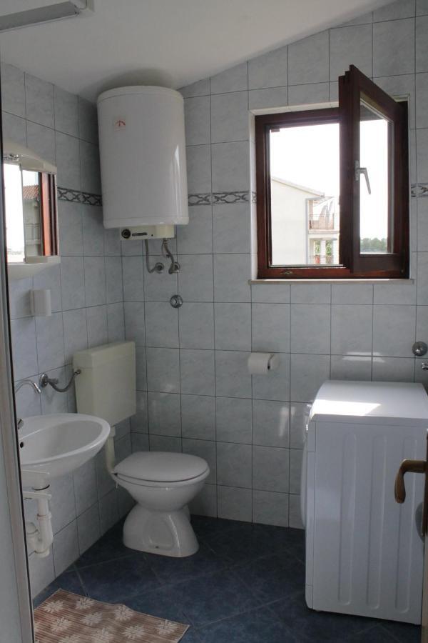 Apartman Gilan Seget Vranjica Quarto foto